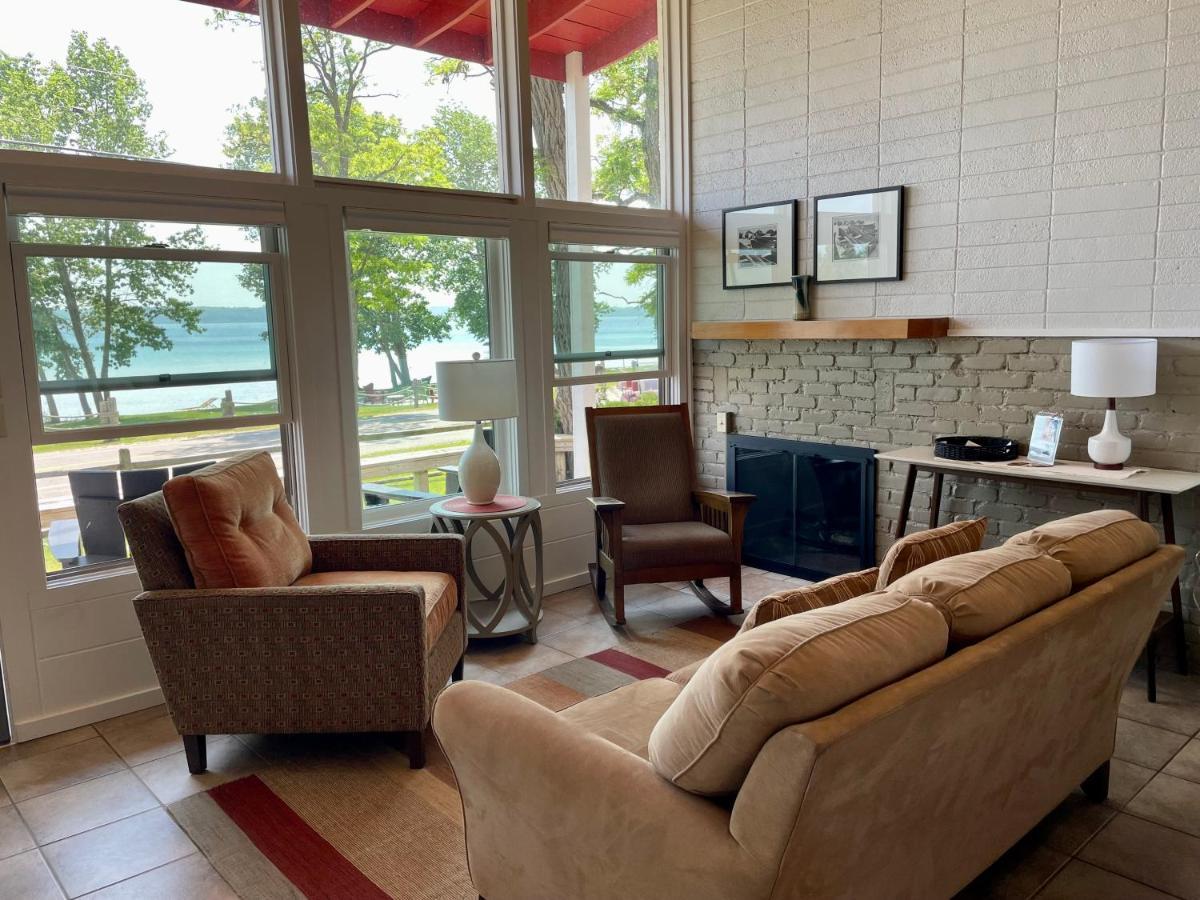 Chimney Corners Resort فرانكفورت المظهر الخارجي الصورة